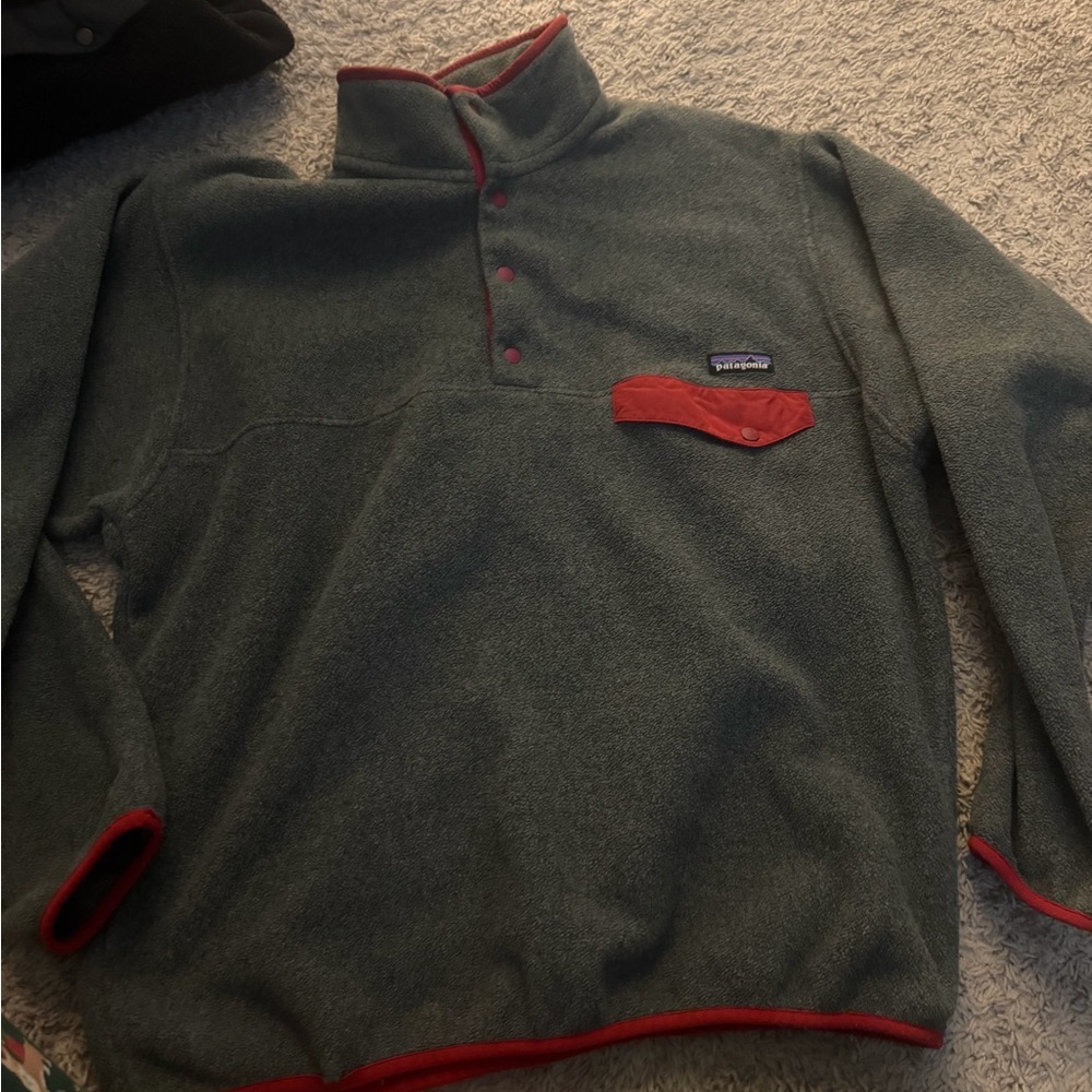 Mens patagonia synchilla pullover medium red and